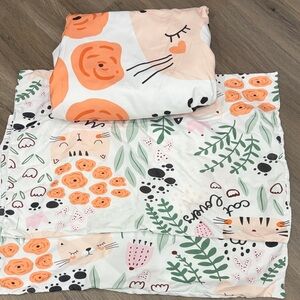 Cat Lover's Duvet Cover - White and Green w 2 pillow cases